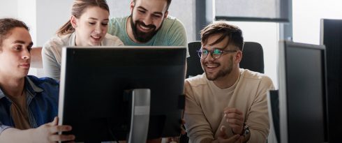 how manage software development